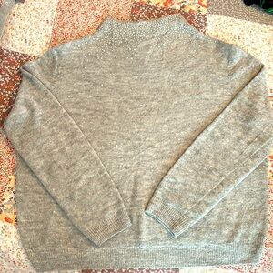 ❄️JUICY COUTURE SHIMMER SWEATER in Light Gray Size XL